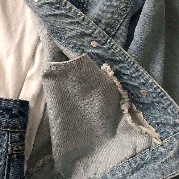 Oversized Jean Jacket - Picture 5 of 6